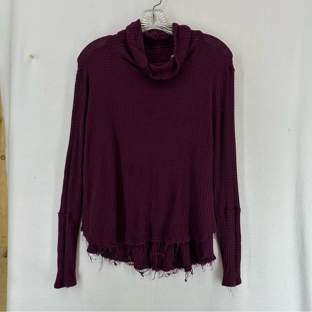 Me to We Pullover Turtleneck Waffle‎ Knit Sweater Distressed Women’s XS Red